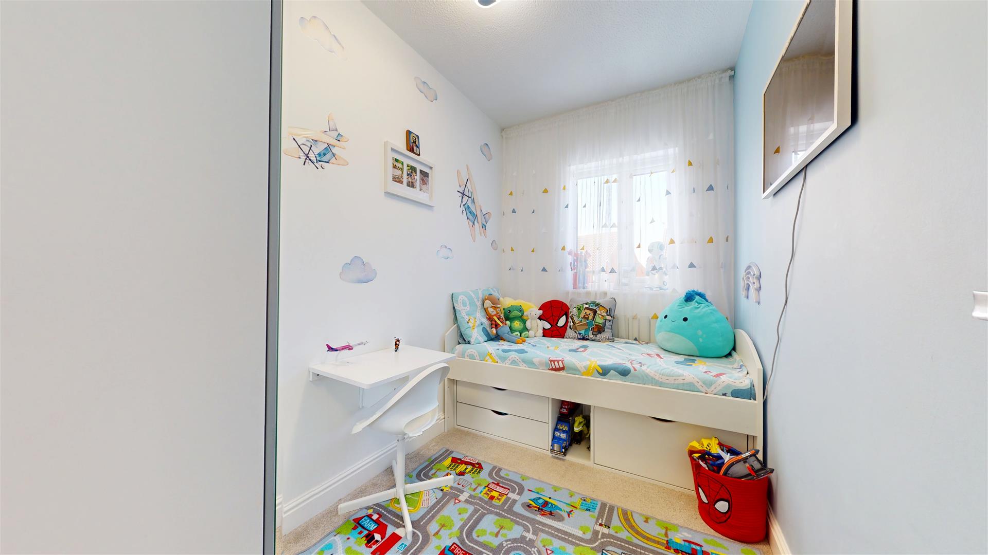 Tredington Grove, Caldecotte, Milton Keynes